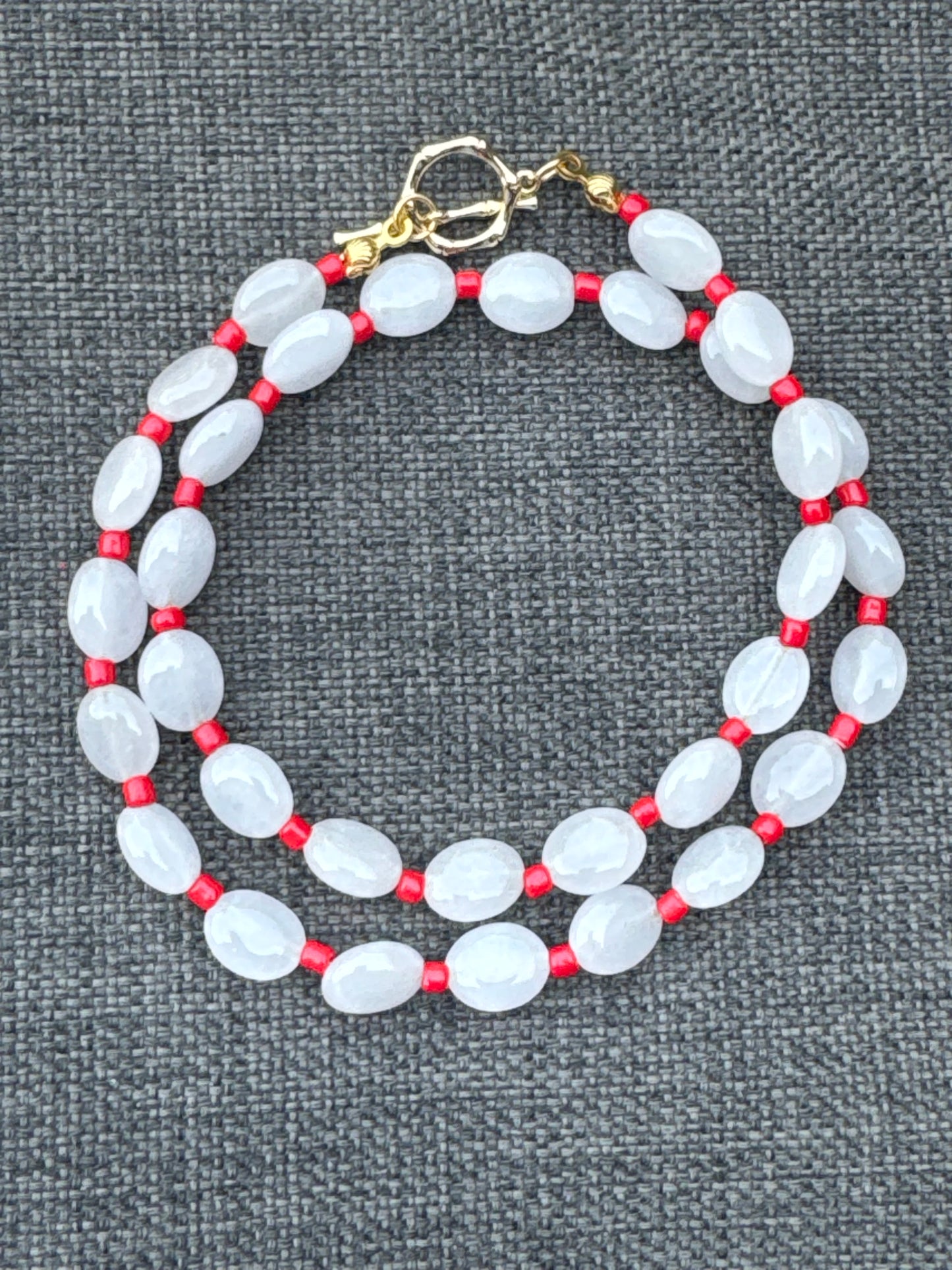 Teal & Wren Beaded Necklace- Red & White