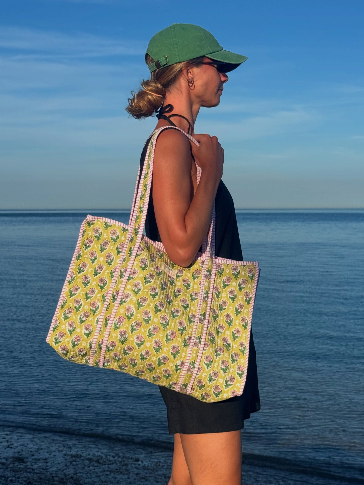 Teal & Wren Reversible Large Tote